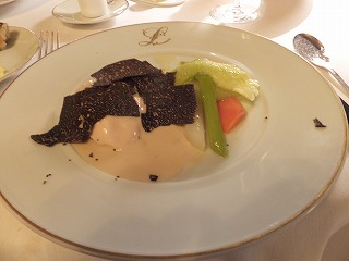 bresse chicken breast cooked in fleurette sauce with black truffle, begetable stew